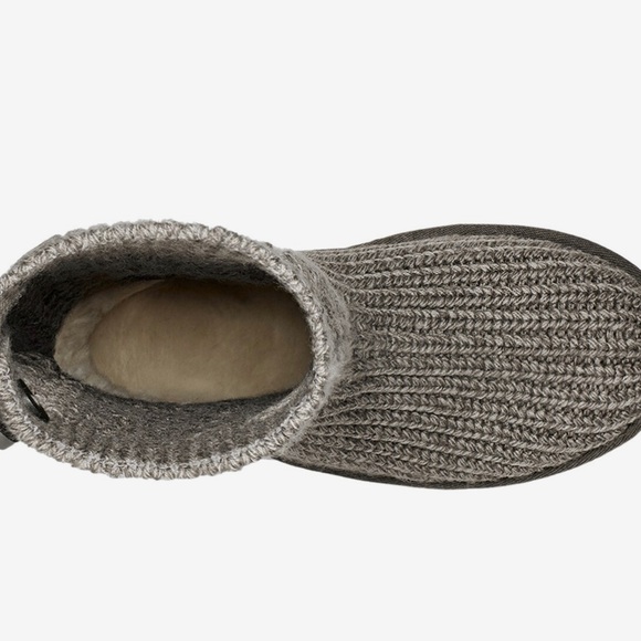 UGG Classic Cardi Bootie - Picture 3 of 5